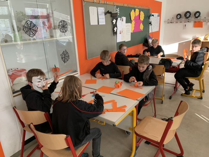 2025-10-30-Halloween-Party-003